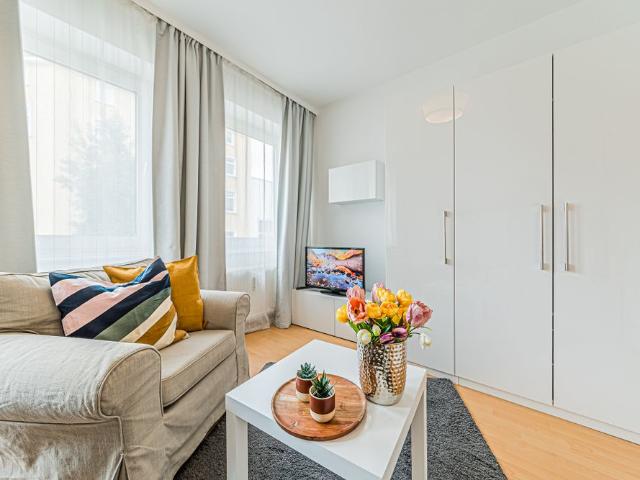 City Residence: Großzügiges und neu möbliertes Apartment in begehrter Stadtteillage