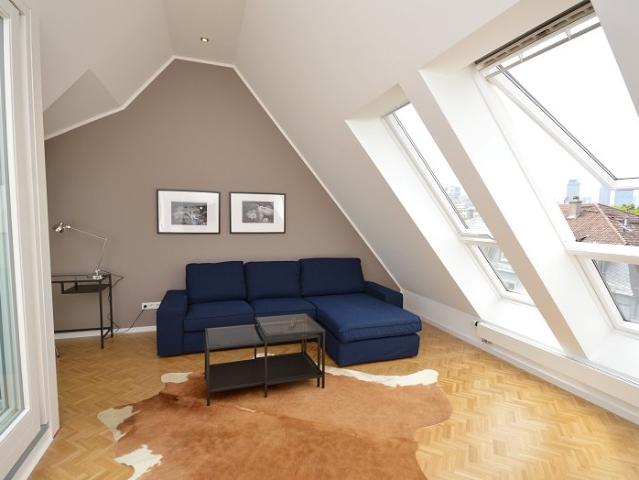 City Residence: Great roof top maisonette with south facing balcony and skyline view – euhabitat