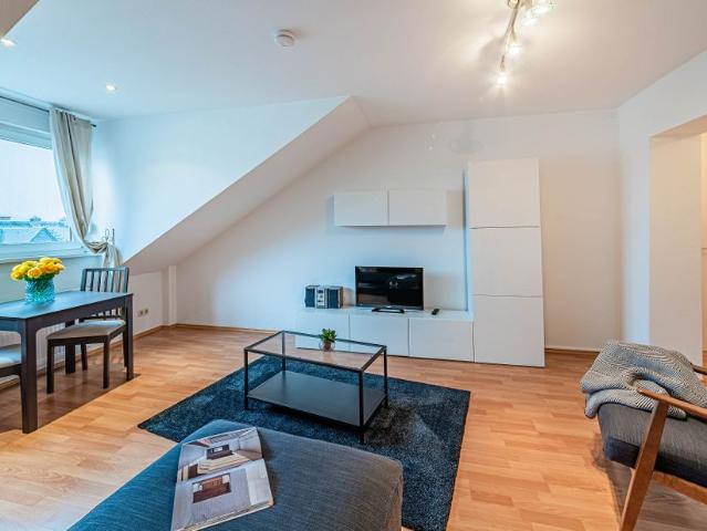 City Residence: Gut möblierte 2 Zimmer Wohnung in Sachsenhausen