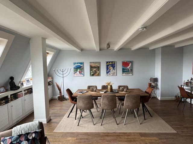 City Residence H14 prime Location perfect for Business & Lifestyle