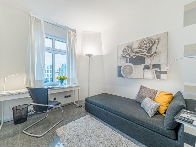 City Residence: Hochwertige, moderne 5 Zimmer Wohnung 3 Schlafzimmern und 2 Bädern