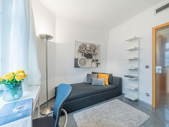 City Residence: Hochwertige, moderne 5 Zimmer Wohnung 3 Schlafzimmern und 2 Bädern