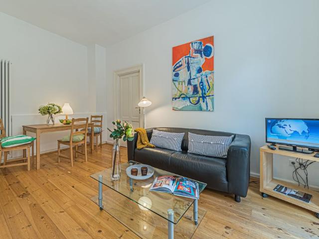 City Residence: Hübsche, kleine 2 Zi Wohnung mit in ruhiger Lage von F Bockenheim