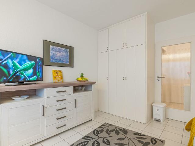 City Residence: Möbliertes 1 Zimmer Apartment mit Balkon