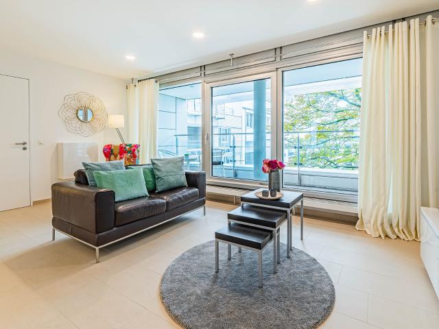 City Residence: Modern and luxuriously furnished apartment near Willy Brandt Platz and Main – euhabitat