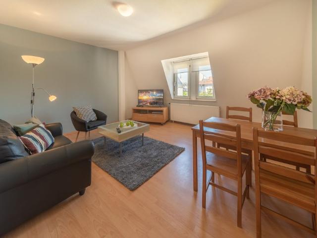 City Residence: Modern möblierte Wohnung in schöner Lage Sachsenhausens