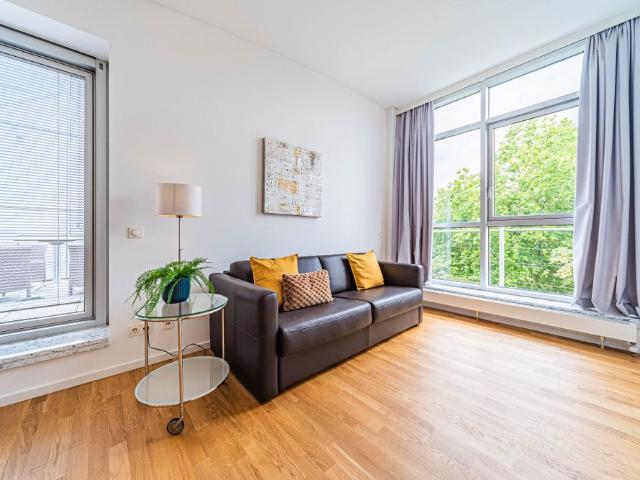 City Residence: Moderne und hochwertige Maisonette Wohnung nahe dem Fluss Main und Opernhaus