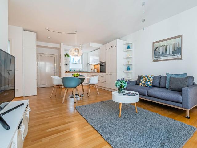 City Residence: Moderne Wohnung mit allem Komfort nahe Skyline Plaza
