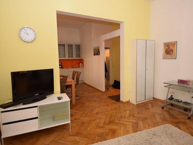 City Residence: Moderne 2 Zimmer Wohnung nahe Schweizer Straße und dem Main