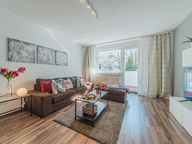 City Residence: Moderne 3 Zimmer Wohnung mit Balkon und 2 Schlafzimmern