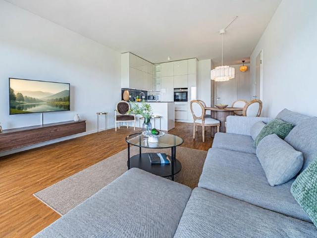 City Residence: Moderne 3 Zimmer Wohnung mit großen Balkon und TG Stellplatz