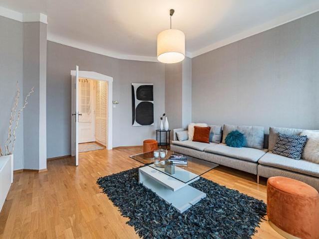 City Residence: Moderne 3 Zimmer Wohnung mit 2 Schlafzimmern