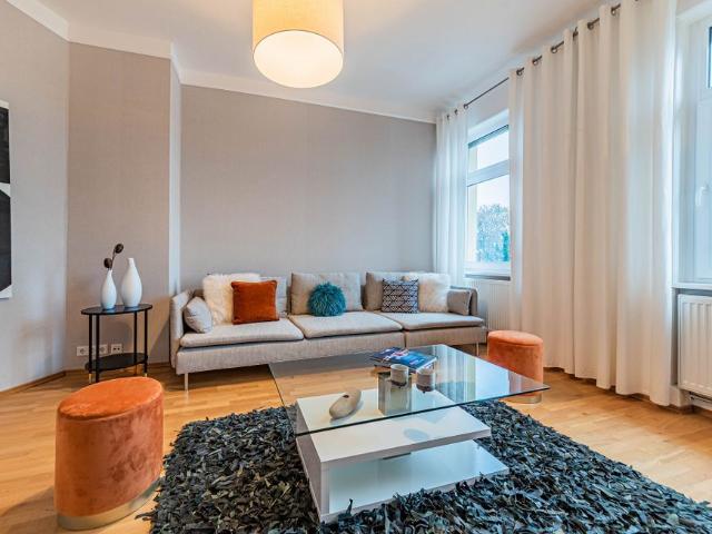 City Residence: Moderne 3 Zimmer Wohnung mit 2 Schlafzimmern