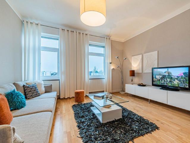 City Residence: Moderne 3 Zimmer Wohnung mit 2 Schlafzimmern