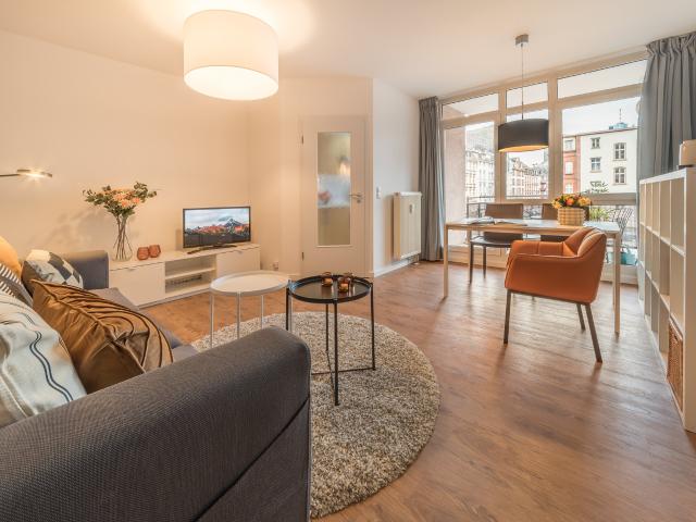 City Residence: Modernly furnished 2 room apartment with balcony in a central location – euhabitat
