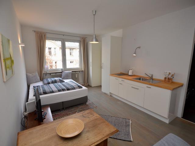 City Residence: Nice and modern furnished apartment in a central Westend location – euhabitat