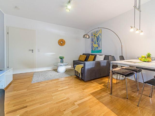 City Residence: Schön eingerichtete Wohnung in guter Nordendlage
