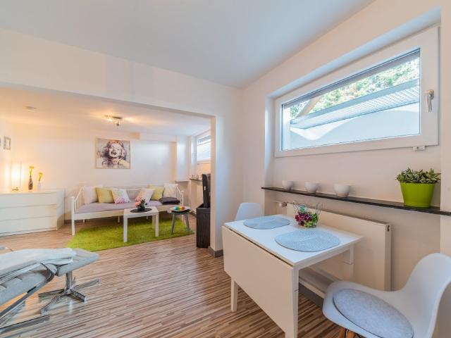 City Residence: Schöne 1 Zi. Souterrain Wohnung in ruhiger Lage nahe Nidda