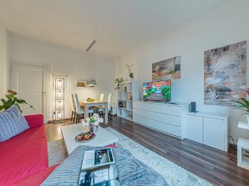 City Residence: Sehr schöne 3 Zimmer Wohnung mit Gästezimmer und Balkon in bester Westend Lage