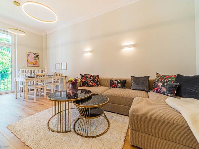 City Residence: Stilvolle 3 Zimmer Wohnung mit 2 Balkonen