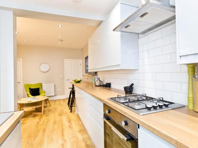 City Road 4 bed house share to rent £2,604 pcm £601 pw