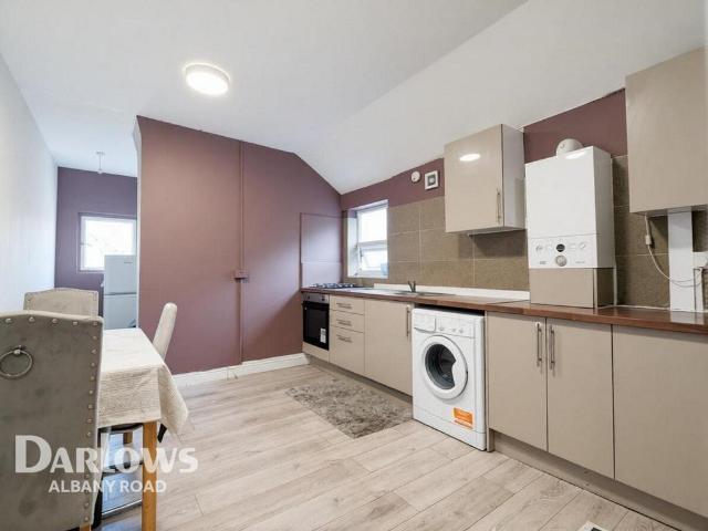 City Road, CARDIFF 4 bed duplex to rent £1,750 pcm £404 pw