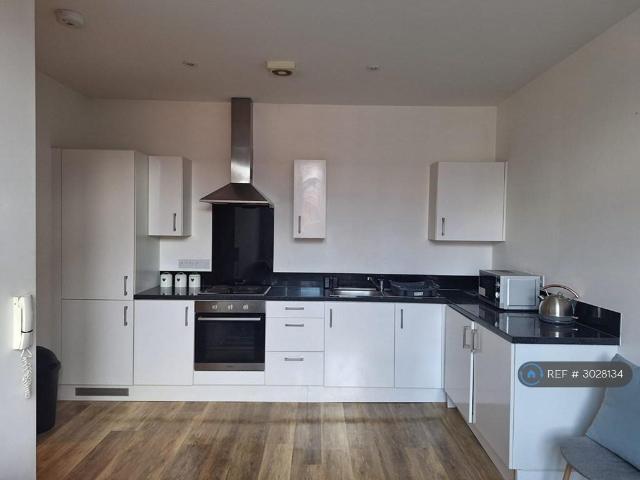 City Road, Chester, CH1 1 bed flat to rent £1,050 pcm £242 pw