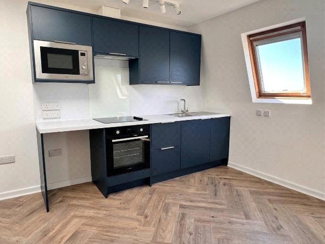 City Road, Bristol BS2, 1 bed flat to rent, £1,250 pcm | PrimeLocation
