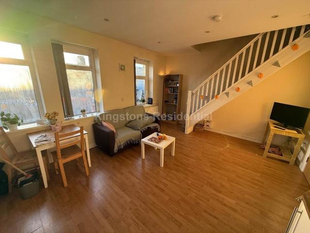 City Road, Roath, Cardiff CF24, 2 bed flat to rent, £1,300 pcm | PrimeLocation