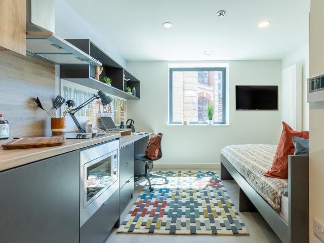 City Studio at Croft Court, Croft. Studio to rent £1,452 pcm £335 pw