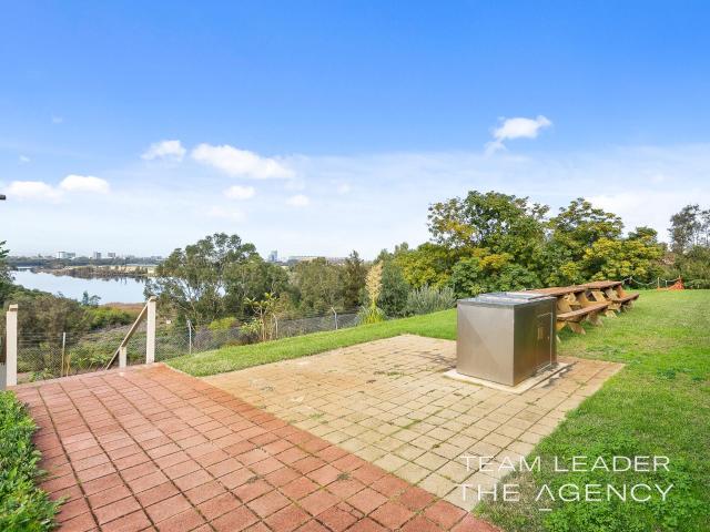 City & Swan River Glimpses! Under offer