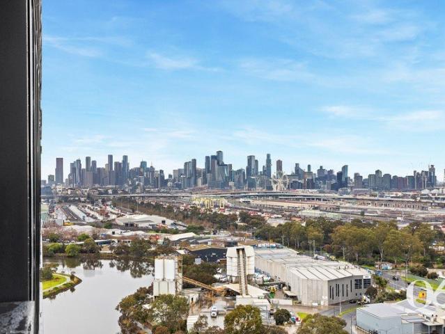 City View Elegance and Premium Riverside Living!