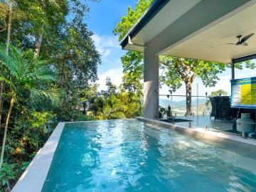 City View Estate | Executive Tropical Retreat with Breathtaking Views