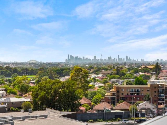 CITY & BRIDGE VIEW | 3 AIR CONS | HUGE LIVING | MASSIVE TOTAL SIZE 138SQM | 3rd TOILET