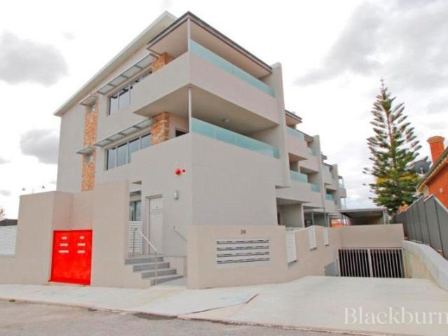 CITY VIEWS, MODERN APARTMENT, CLOSE TO TRANSPORT, GREAT LOCATION