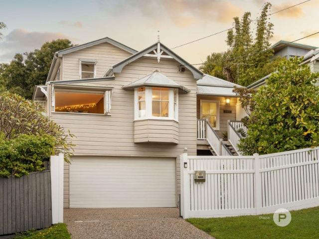City Views and Excellent Liveability in Blue Chip Location