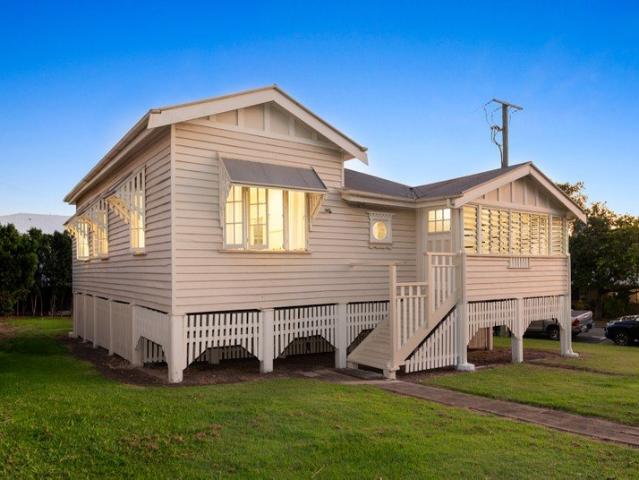 CITY VIEWS… PRIZED ADDRESS