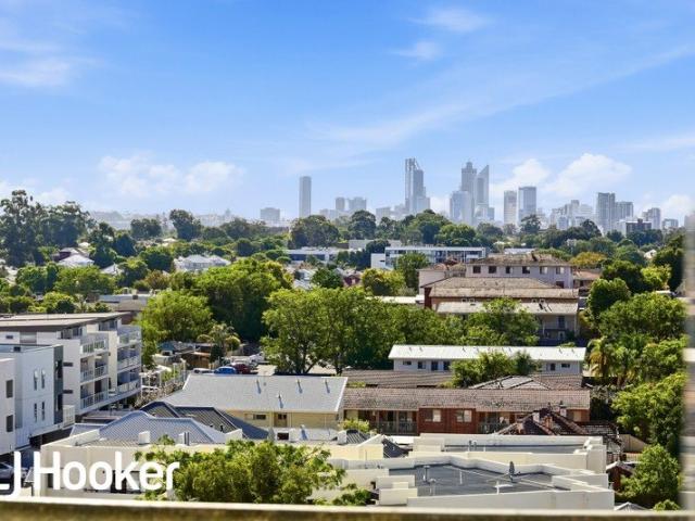 CITY VIEWS THAT WILL TAKE YOUR BREATH AWAY!