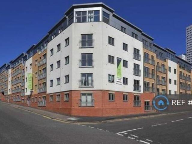 City Walk Apartments, Birmingham, B1 2 bed flat to rent £1,295 pcm £299 pw