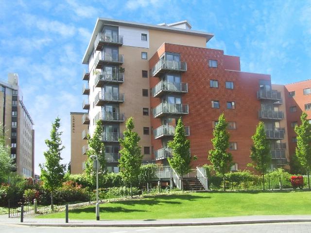 City Walk, Leeds, West Yorkshire, UK LS11, 2 bed flat to rent, £1,175 pcm | PrimeLocation