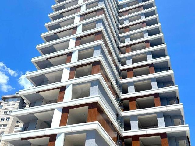 CITY'DEN GÖZTEPE BAĞDAT CADDESİ'NE ADIM, BALKONLU 145 M2 3+1