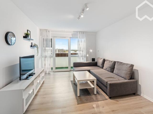 Cityscape Panorama: Furnished Apartment near the Messe with Balcony!, Nurnberg Amsterdam Apartments for Rent