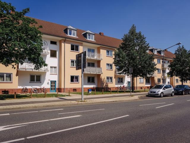 Citywohnung mit Balkon / 2.OG rechts