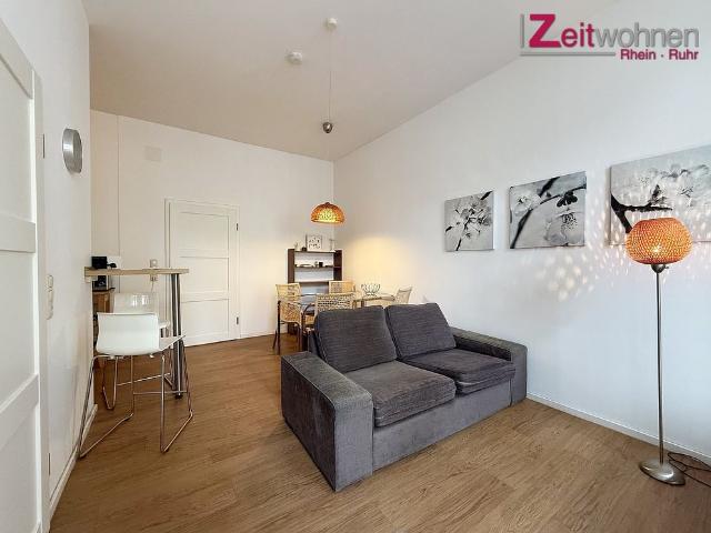 Citywohnung: Modern möbliert mit französischem Ballkon in der Südstadt