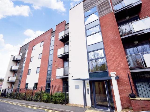 Citi Peak, Wilmslow Road, Manchester 2 bed apartment to rent £1,400 pcm £323 pw