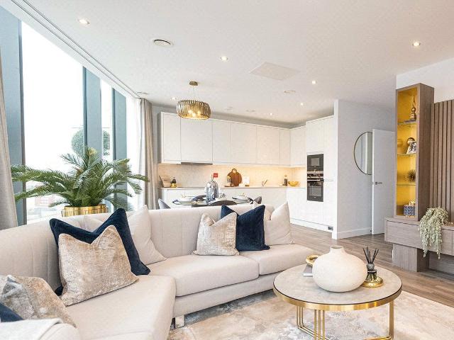 Citrine House, Lismore Boulevard, Colindale Gardens NW9, 1 bed flat to rent, £1,900 pcm | PrimeLocation