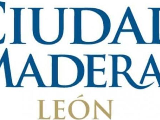 Ciudad Maderas Terreno Comercial en Venta