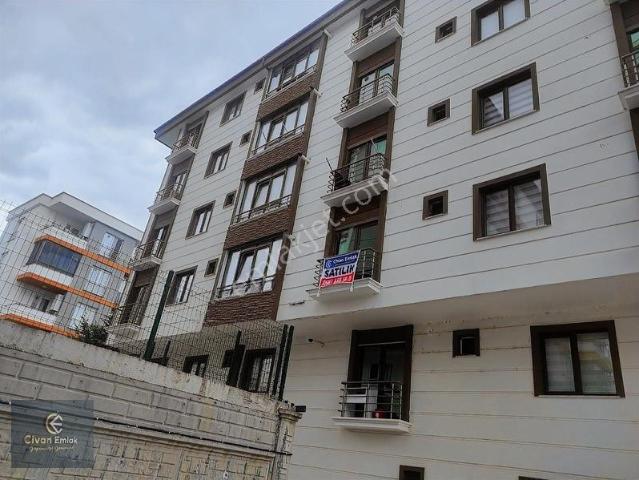 Civan'dan Rektörlük Tramvaya Yakın Arakat Eşyalı 1+1 Daire