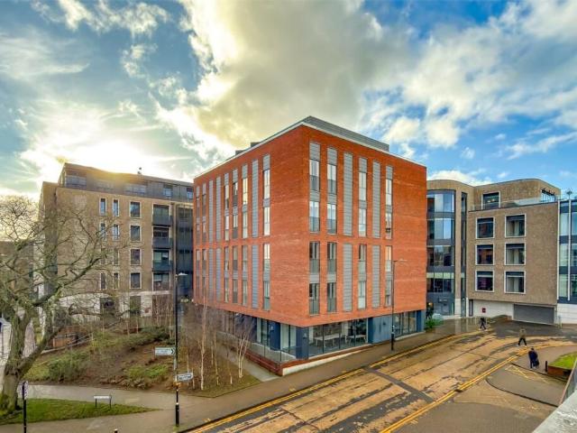 Civic Close, St Albans AL1, 1 bed flat to rent, £1,550 pcm | PrimeLocation