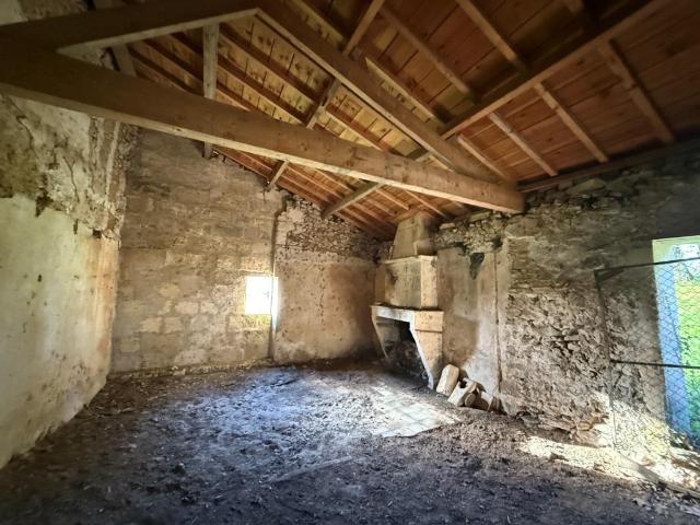 CIVRAC DE BLAYE MAISON PIERRES 8 CHAMBRES + de 350 m2